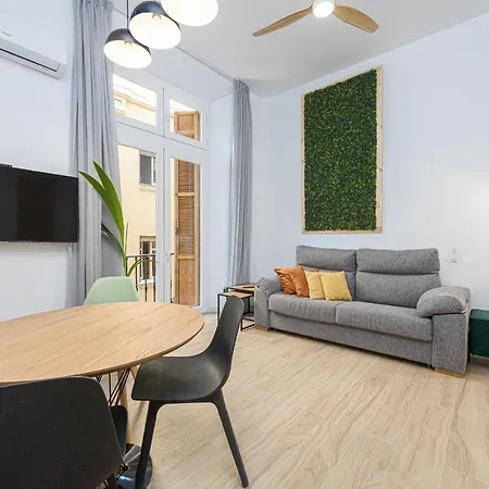Wintowinrentals Estupendo Apartamento En El Centro Historico De Malaga Màlaga Exterior photo